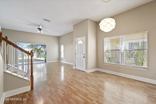 819 6TH Avenue S, Jacksonville Beach, FL 32250
