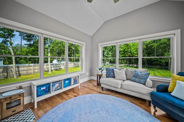 71 Signature Drive, Barrington, NH 03825