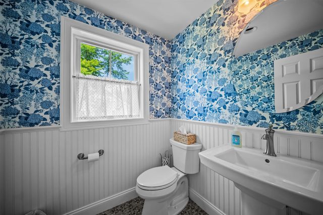 71 Signature Drive, Barrington, NH 03825
