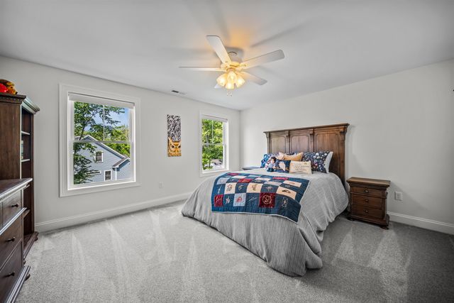 71 Signature Drive, Barrington, NH 03825