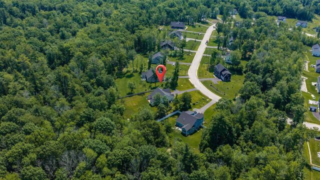 71 Signature Drive, Barrington, NH 03825