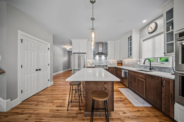 71 Signature Drive, Barrington, NH 03825