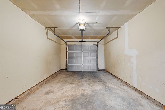 6955 Hassana Lane, Fairburn, GA 30213