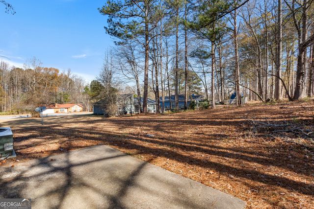 6955 Hassana Lane, Fairburn, GA 30213