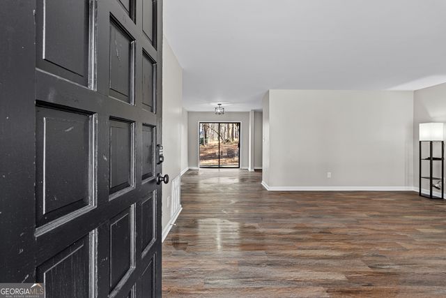 6955 Hassana Lane, Fairburn, GA 30213