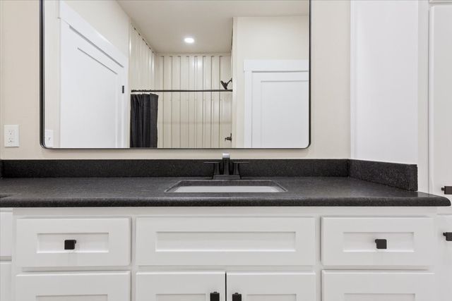 213 Kasberg Road, Leroy, TX 76654