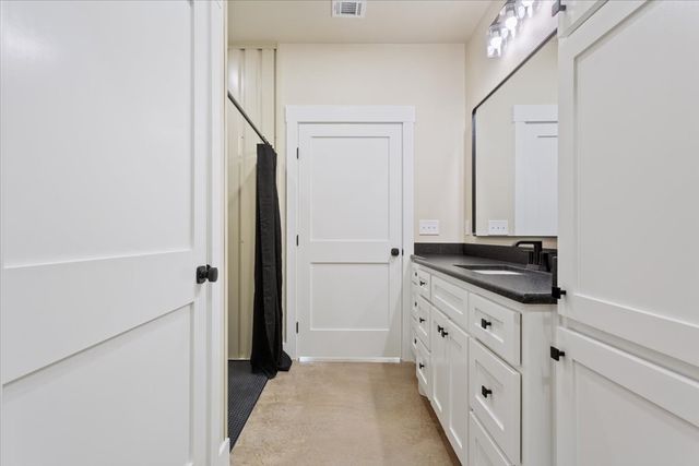 213 Kasberg Road, Leroy, TX 76654