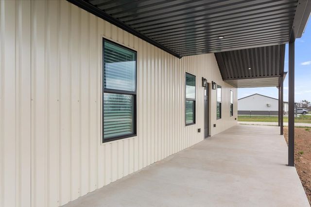 213 Kasberg Road, Leroy, TX 76654