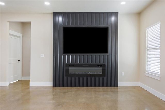 213 Kasberg Road, Leroy, TX 76654