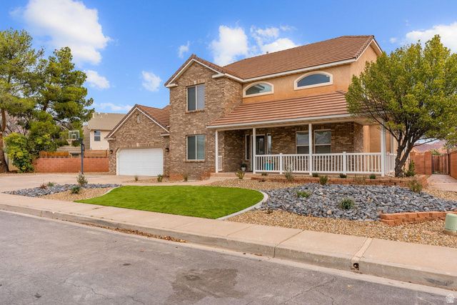 1974 N SAGEBRUSH DR, Santa Clara, UT 84765