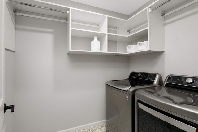 9616 4th Street N, Lake Elmo, MN 55042