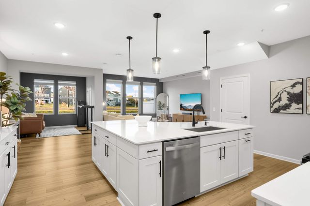 9616 4th Street N, Lake Elmo, MN 55042