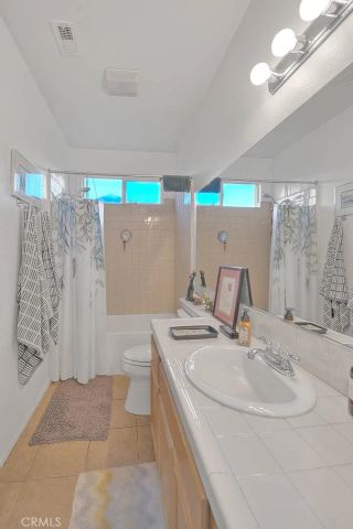 952 Mira Grande, Palm Springs, CA 92262