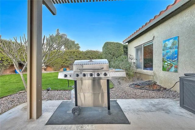 952 Mira Grande, Palm Springs, CA 92262