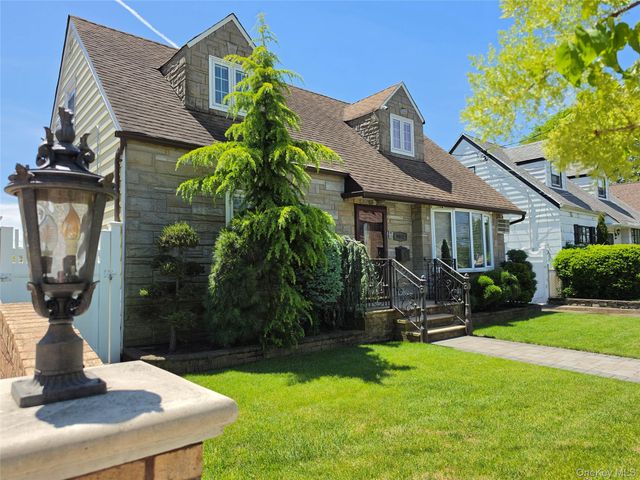 86-12 158th Avenue, Howard Beach, NY 11414