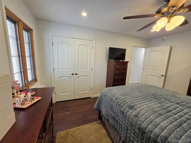 86-12 158th Avenue, Howard Beach, NY 11414
