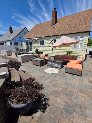 86-12 158th Avenue, Howard Beach, NY 11414