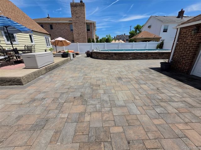 86-12 158th Avenue, Howard Beach, NY 11414