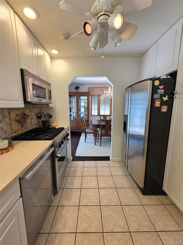 86-12 158th Avenue, Howard Beach, NY 11414
