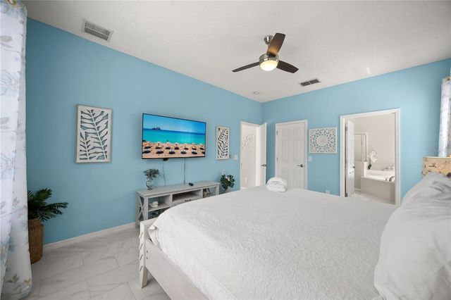 8675 LA ISLA DRIVE, Kissimmee, FL 34747