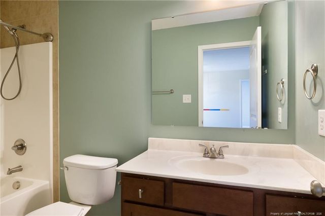 1216 Piper Court, Hope Mills, NC 28348