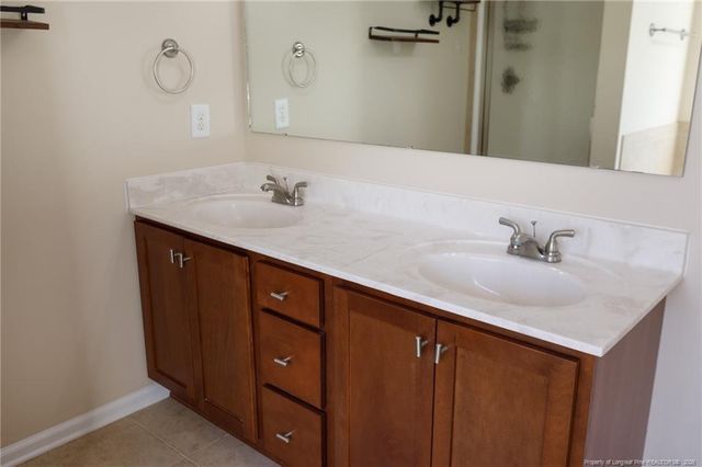 1216 Piper Court, Hope Mills, NC 28348