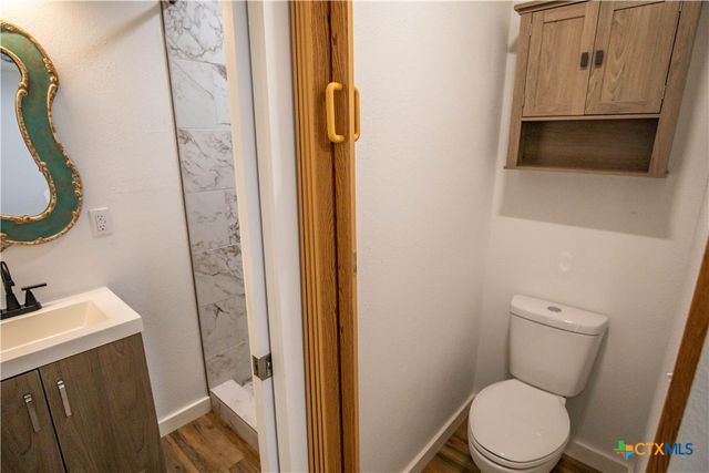 000 Stratton Road, Yoakum, TX 77995