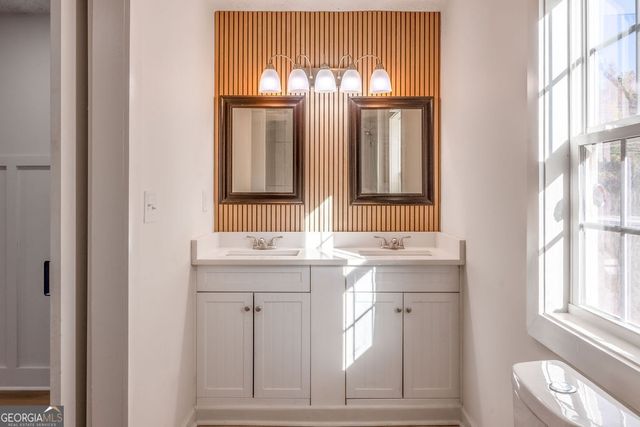 855 E Lanier Avenue, Fayetteville, GA 30215