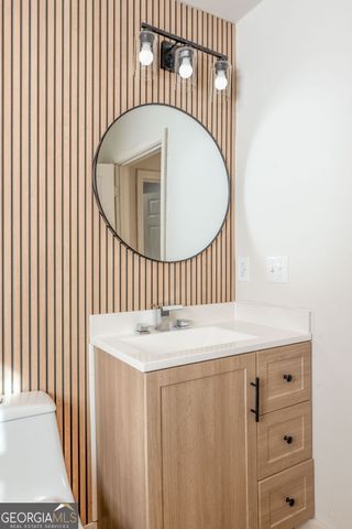 855 E Lanier Avenue, Fayetteville, GA 30215