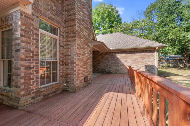 6706 Worth Avenue, Benton, AR 72019