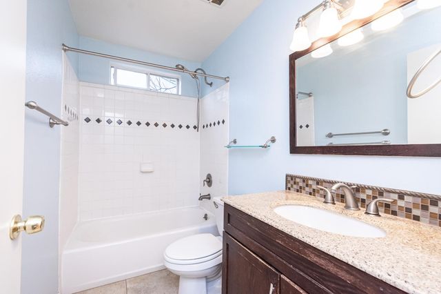 116 Huerta Pl, Davis, CA 95616