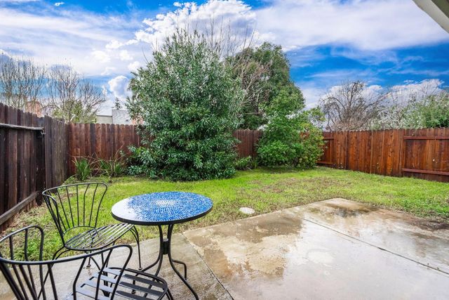 116 Huerta Pl, Davis, CA 95616