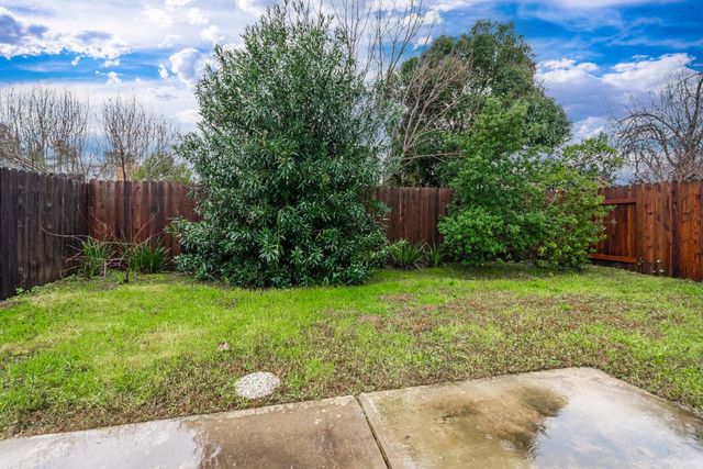 116 Huerta Pl, Davis, CA 95616