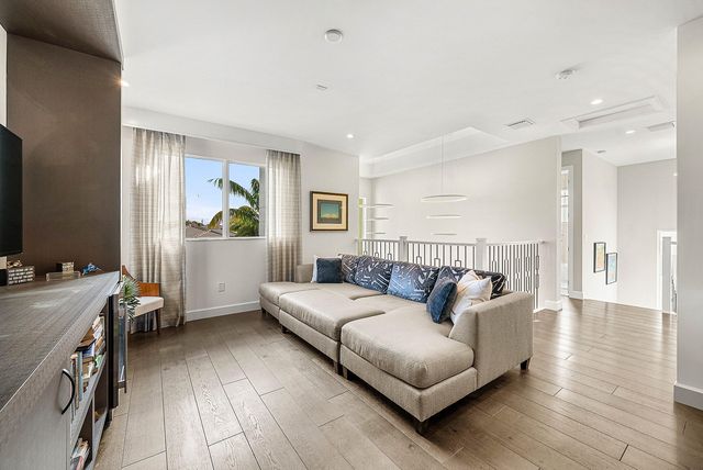 13101 Mount Columbia Terrace, Delray Beach, FL 33446