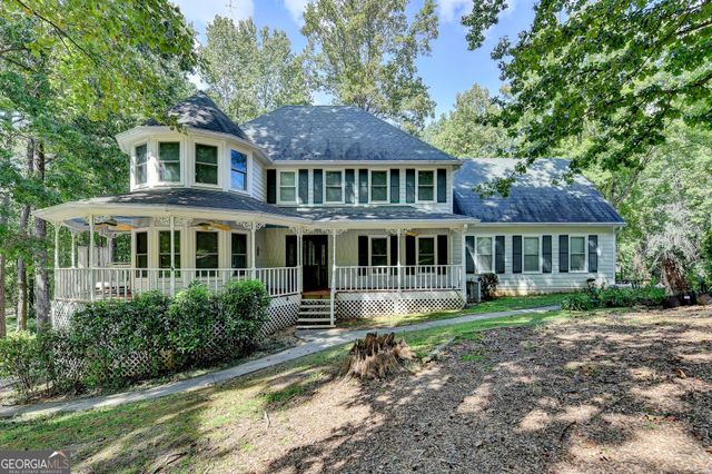 402 W Leslie Court, Woodstock, GA 30188