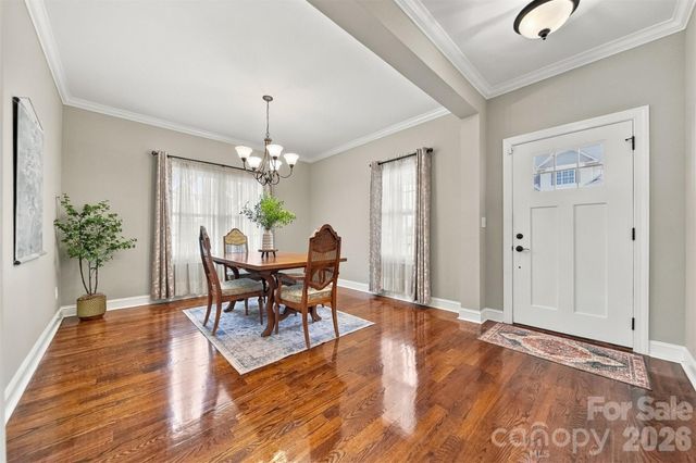 1258 10th Street Place NW, Hickory, NC 28601
