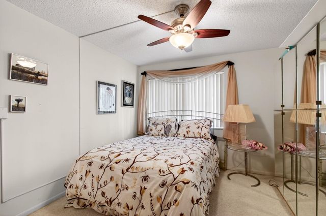 5561 Fairway Park Drive 104, Boynton Beach, FL 33437
