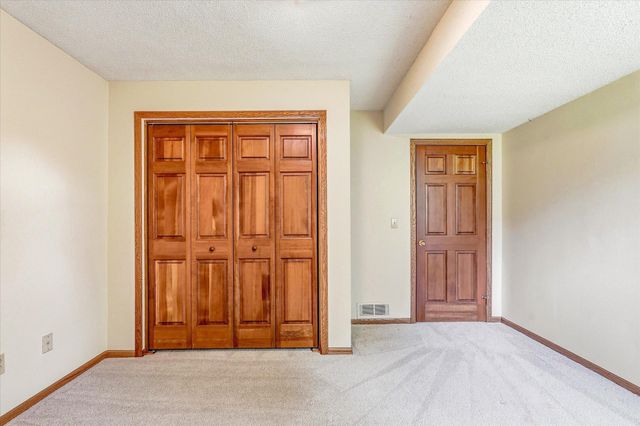 7629 74th Street S, Cottage Grove, MN 55016