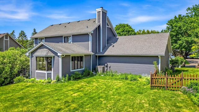 7629 74th Street S, Cottage Grove, MN 55016