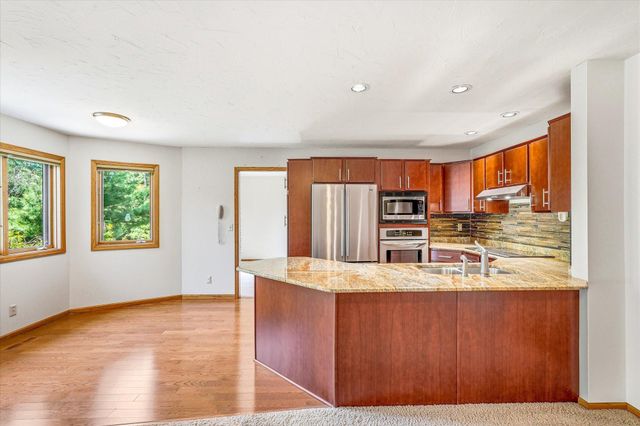 7629 74th Street S, Cottage Grove, MN 55016