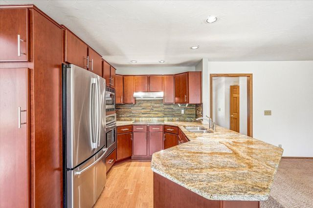 7629 74th Street S, Cottage Grove, MN 55016