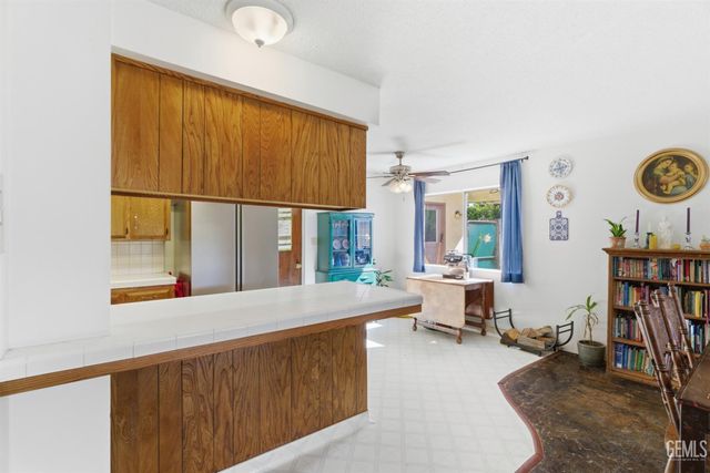 5505 Brookdale Avenue, Bakersfield, CA 93308