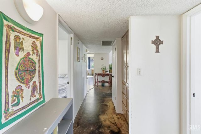 5505 Brookdale Avenue, Bakersfield, CA 93308