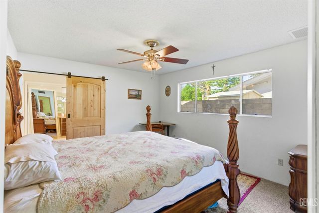 5505 Brookdale Avenue, Bakersfield, CA 93308