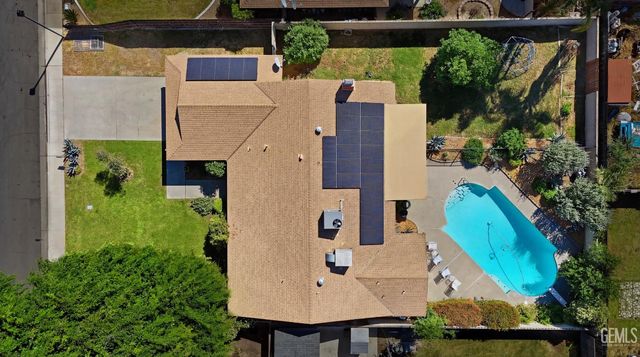 5505 Brookdale Avenue, Bakersfield, CA 93308