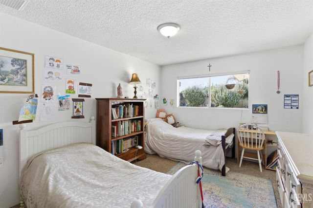 5505 Brookdale Avenue, Bakersfield, CA 93308