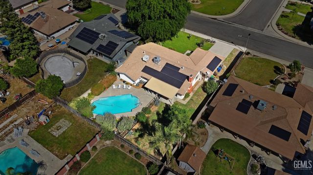 5505 Brookdale Avenue, Bakersfield, CA 93308