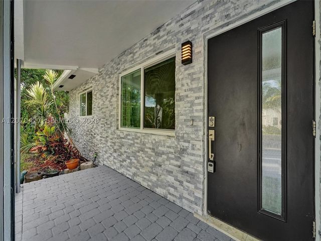 2446 Fillmore St, Hollywood, FL 33020
