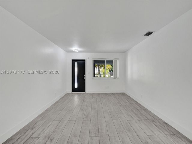 2446 Fillmore St, Hollywood, FL 33020