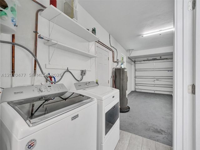 2446 Fillmore St, Hollywood, FL 33020